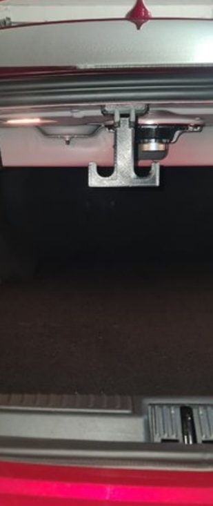 Alfa Romeo Giulia Bagaj Askılık Kanca