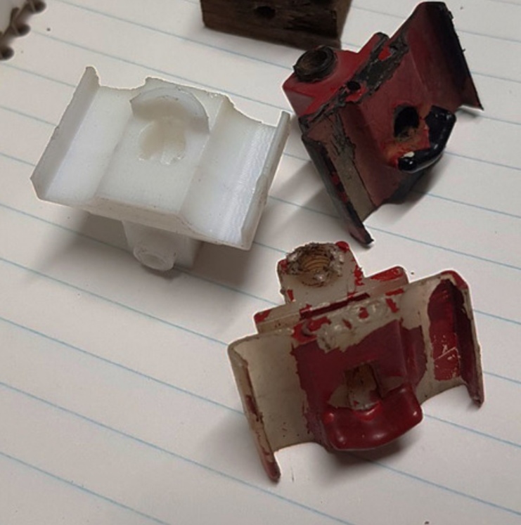 Alfa GTV far hizalama plastiği