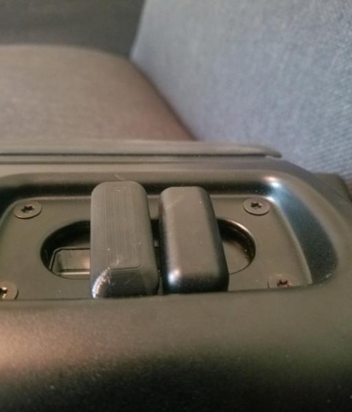 Alfa Romeo 4C Spider Cabrio Değiştirilebilir Mandal