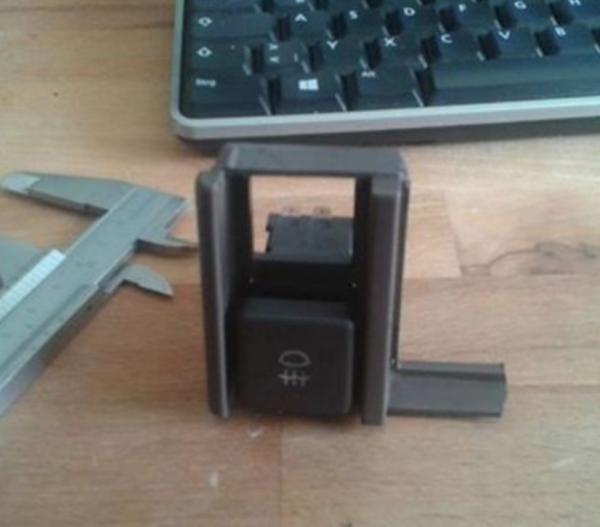 Fiat Ducato I/Alfa Romeo AR6/Citroën C25/Peugeot J5/Talbot Express için ışık anahtarı tabanı montajı plastiği (Typ 280/290, 1982–1994)