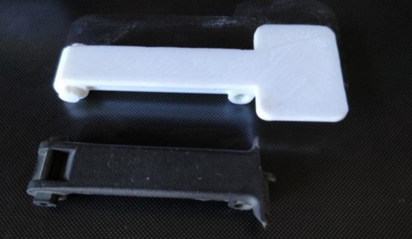 Citroen C5  kaput açma mandalı