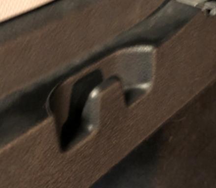 BMW X1 araç için çanta kancaları