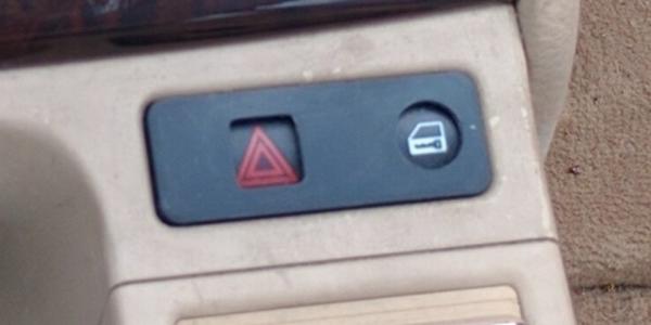 BMW E46 3 serisi için tehlike / kilit düğmesi kapağı